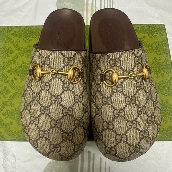 Gucci Slippers in Brown❤️ - Picture 1 of 6